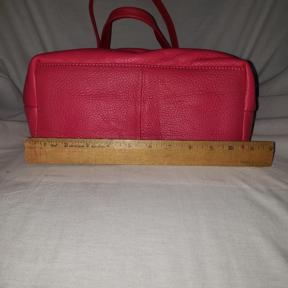 Tommy Hilfiger Genuine Leather Bag - Picture 10 of 10